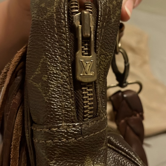 Louis Vuitton Vintage Boho Bag - Picture 8 of 13